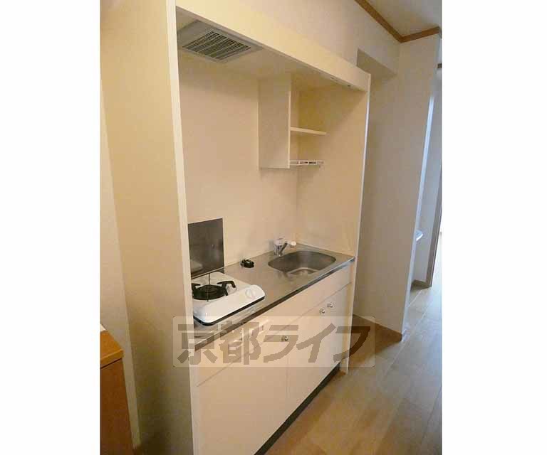 キッチン　コンパクトなキッチンです。