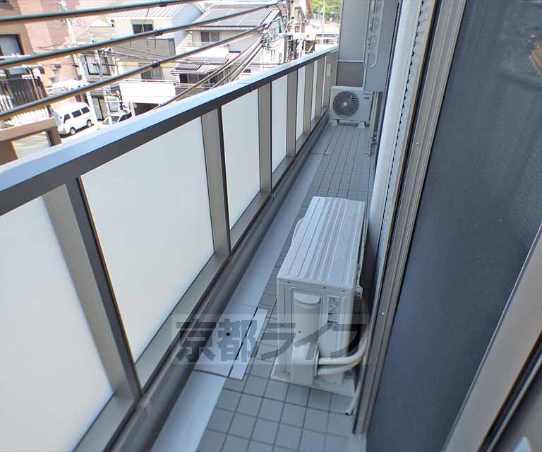 バルコニー　風当りの良いバルコニーです。