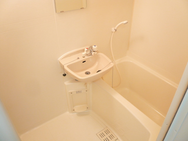 バス・シャワールーム　バスルームです★