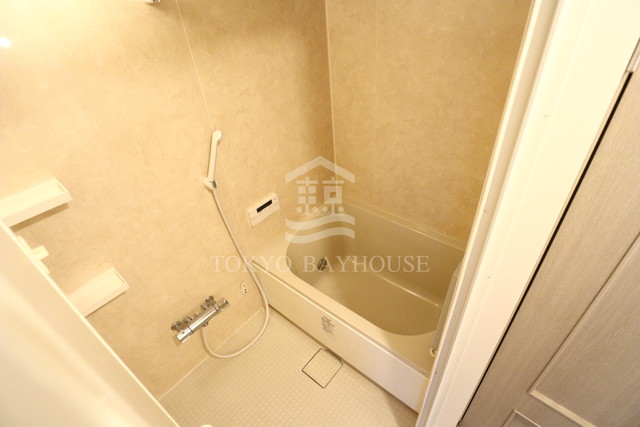 バス・シャワールーム　※別部屋参考写真