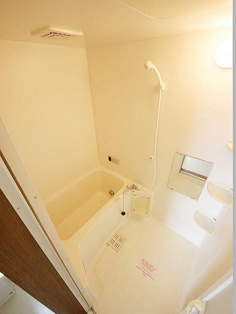 バス・シャワールーム　バスルーム