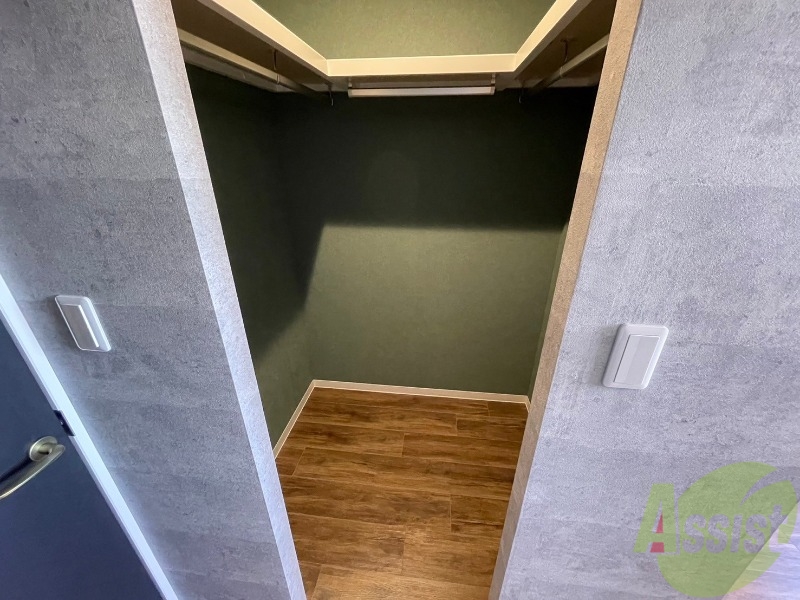 収納　収納もバッチリあるのでお部屋が片付きますよ！