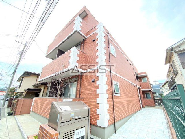 建物外観　お電話でお問い合わせを頂くとスムーズです♪