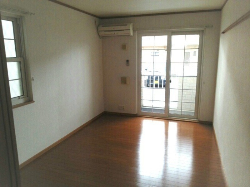 居室・リビング　図面と現状に相違がある場合には現状を優先