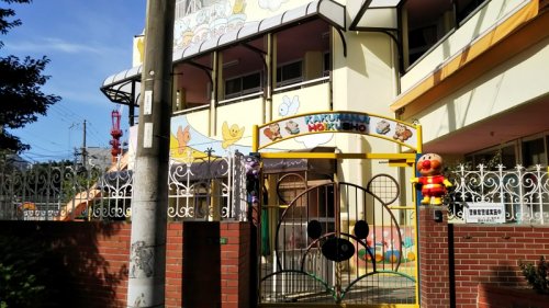 幼稚園・保育園　鶴満寺保育所（幼稚園・保育園）まで297m