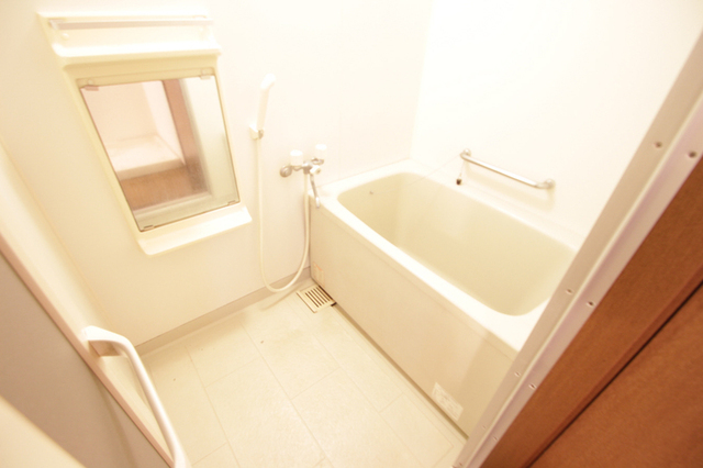 バス・シャワールーム　※参考写真です