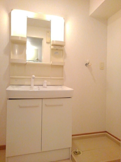 洗面設備　人気のシャンプードレッサー☆