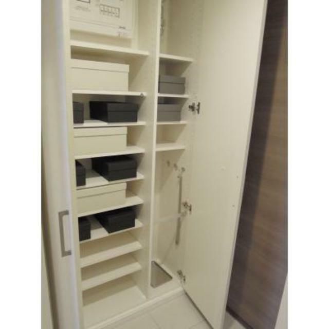 玄関　モデルルーム