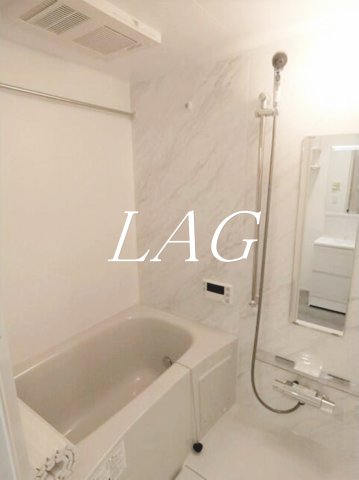 バス・シャワールーム　お風呂です。