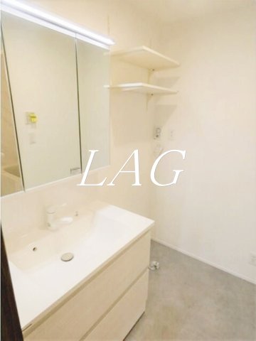 洗面設備　洗面台です。