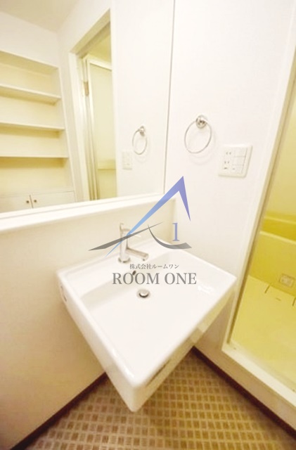 洗面設備　洗面台です。