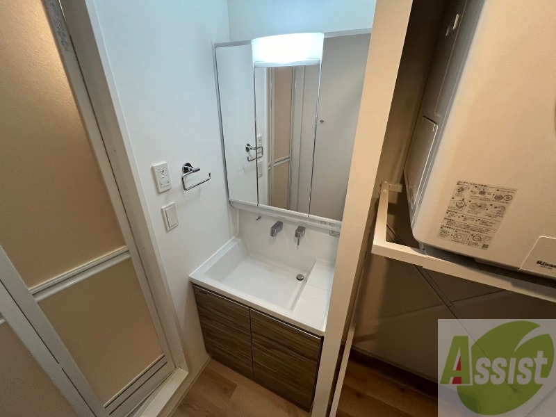 洗面設備　シャンプードレッサーで身支度もラクラクです！