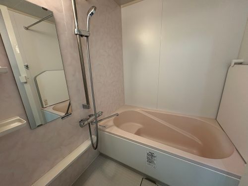 バス・シャワールーム　浴室