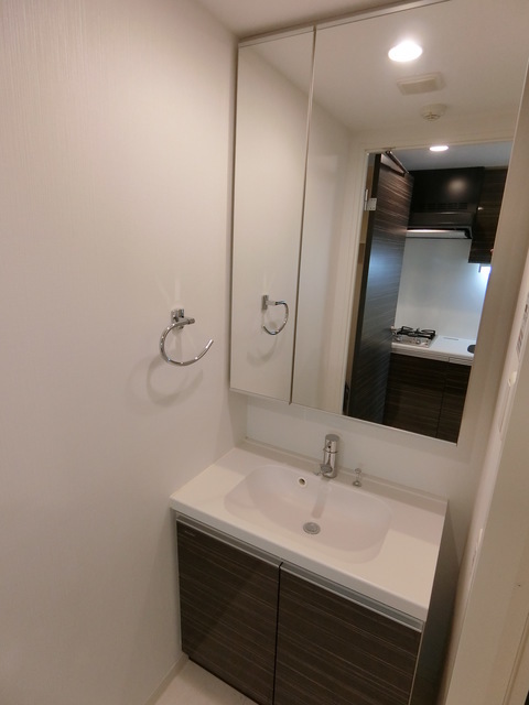 洗面設備　※別部屋参考写真です