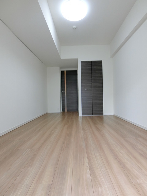 居室・リビング　※別部屋参考写真です