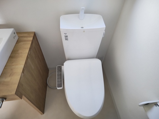 トイレ　※別部屋の写真です