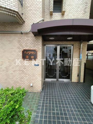 エントランス　建物の内部です