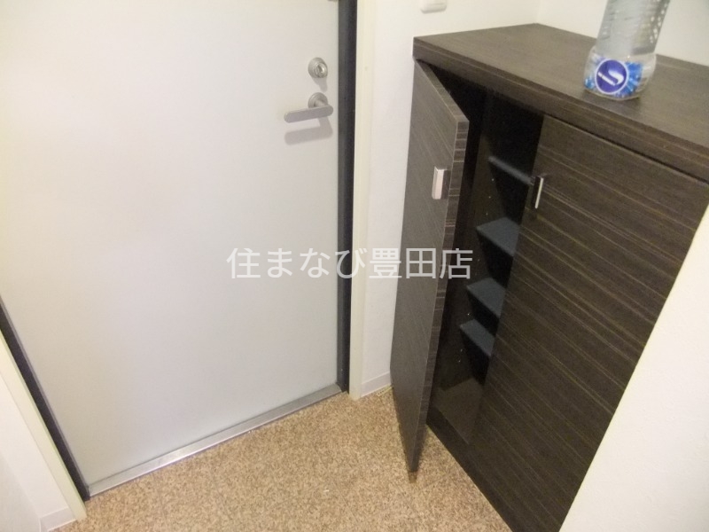 玄関　同型タイプ