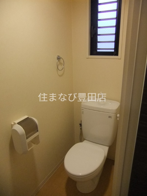 トイレ　同型タイプ