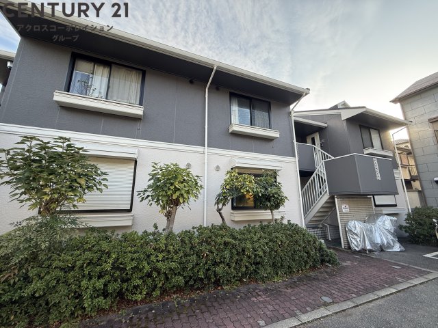 建物外観　敷地内に駐車場あります！