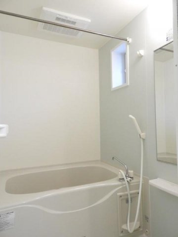 バス・シャワールーム　きれいなお風呂です