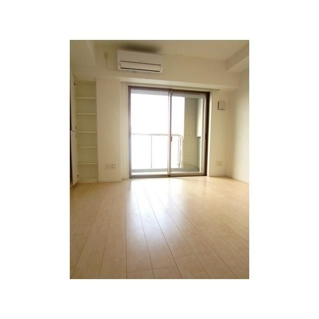 居室・リビング　【洋室】■エアコン■24時間換気システム