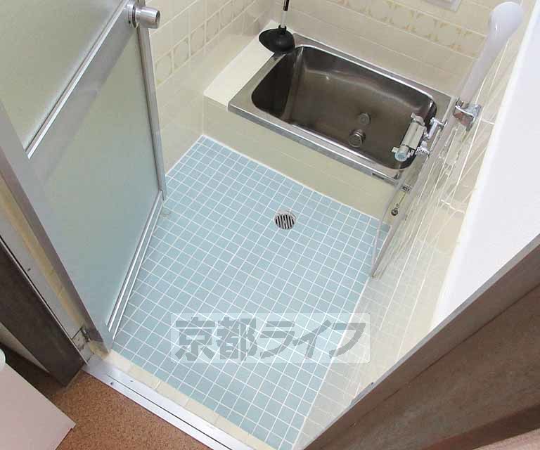 バス・シャワールーム　シンプルなお風呂・