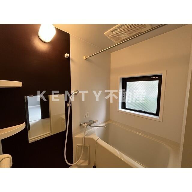 バス・シャワールーム　お風呂で日々の疲れを落としましょう