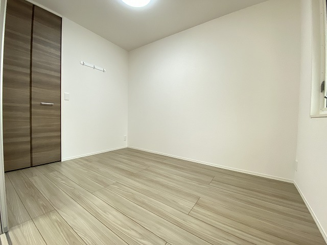 その他部屋・スペース　使い勝手のいい寝室です