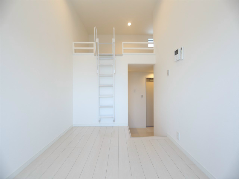 居室・リビング　洋室4.5帖　ロフト4.5帖（収納でもお部屋でも使えます）