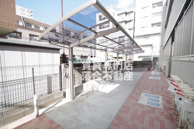 その他共有部分　敷地内駐輪場完備