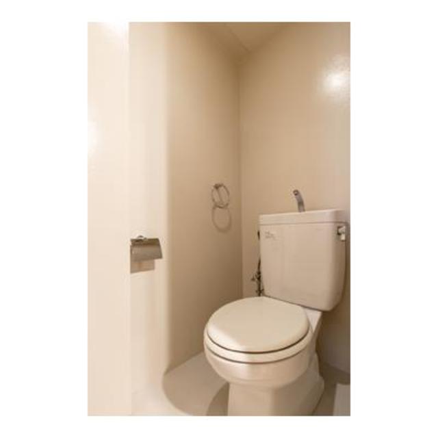 トイレ　※写真は同タイプ住戸です。