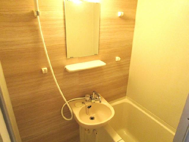 バス・シャワールーム　バス・トイレ別