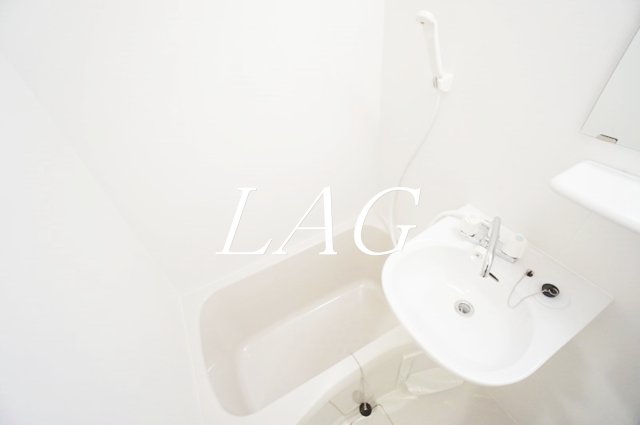 バス・シャワールーム　お風呂です。