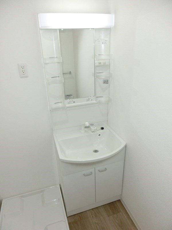 洗面設備　※同物件参考写真