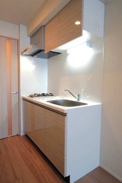 キッチン　同タイプ部屋　参考写真です