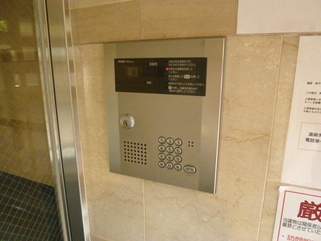 セキュリティ　オートロック付なので防犯にも安心。