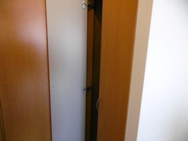 収納　トールサイズのクローゼットです。