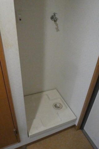 その他設備　室内洗濯機置場です。