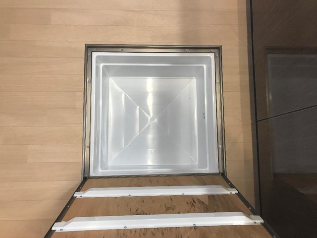 収納　床下収納