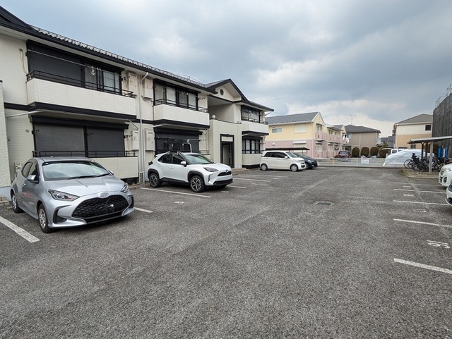 駐車場　駐車場（要空き確認）
