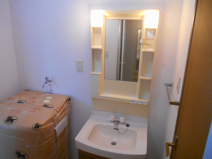 洗面設備　同物件別部屋参考写真です