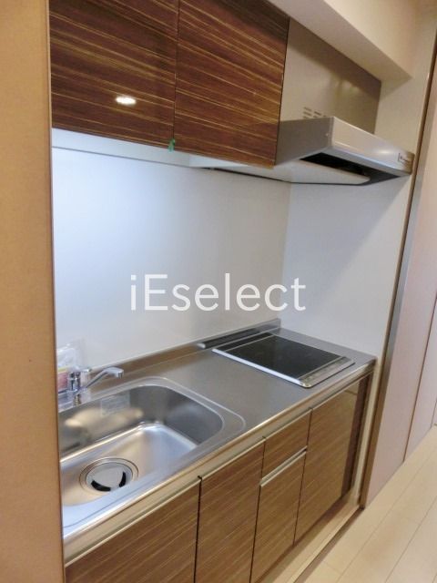 キッチン　ＩＨ式のキッチンです