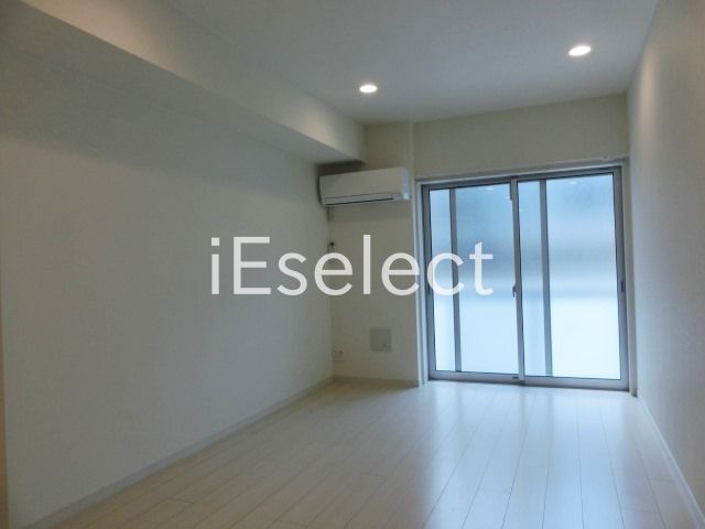 居室・リビング　採光の良いお部屋です