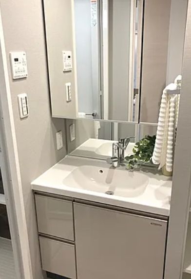 洗面設備　☆嬉しい独立洗面台☆