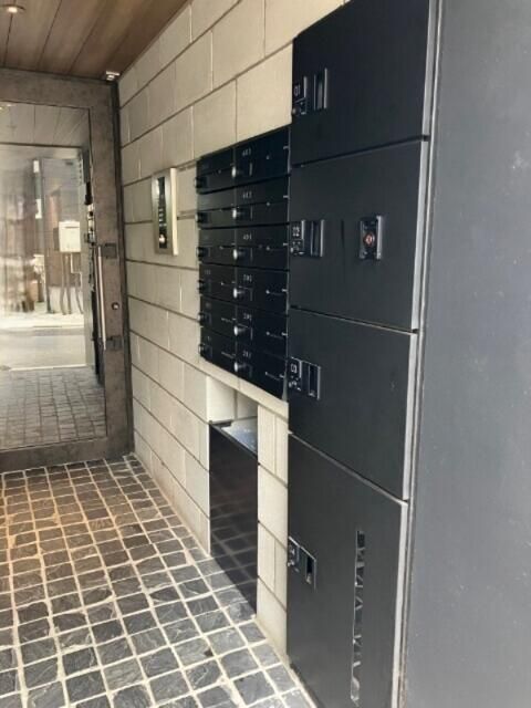 エントランス　建物の内部です