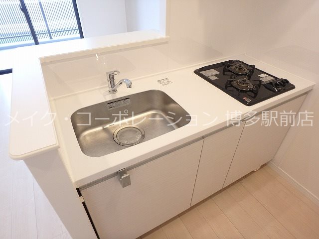 キッチン　※写真は棟内別部屋参考写真です