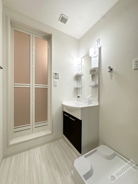 洗面設備　シャンプードレッサー付き・朝シャンもこちらで♪♪