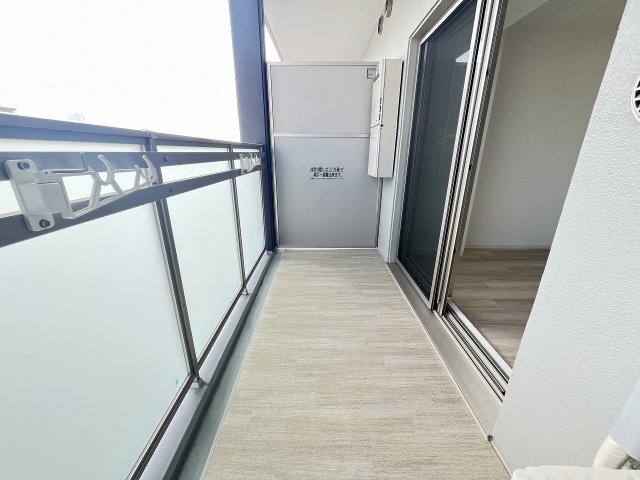 バルコニー　バルコニーからの眺めを楽しみながら食事をしませんか