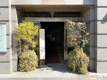 飲食店　中国飯店三田（飲食店）まで134m